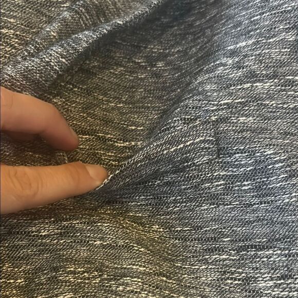 DKNY Size 10 Women's Gray Blazer   E - Picture 9 of 9